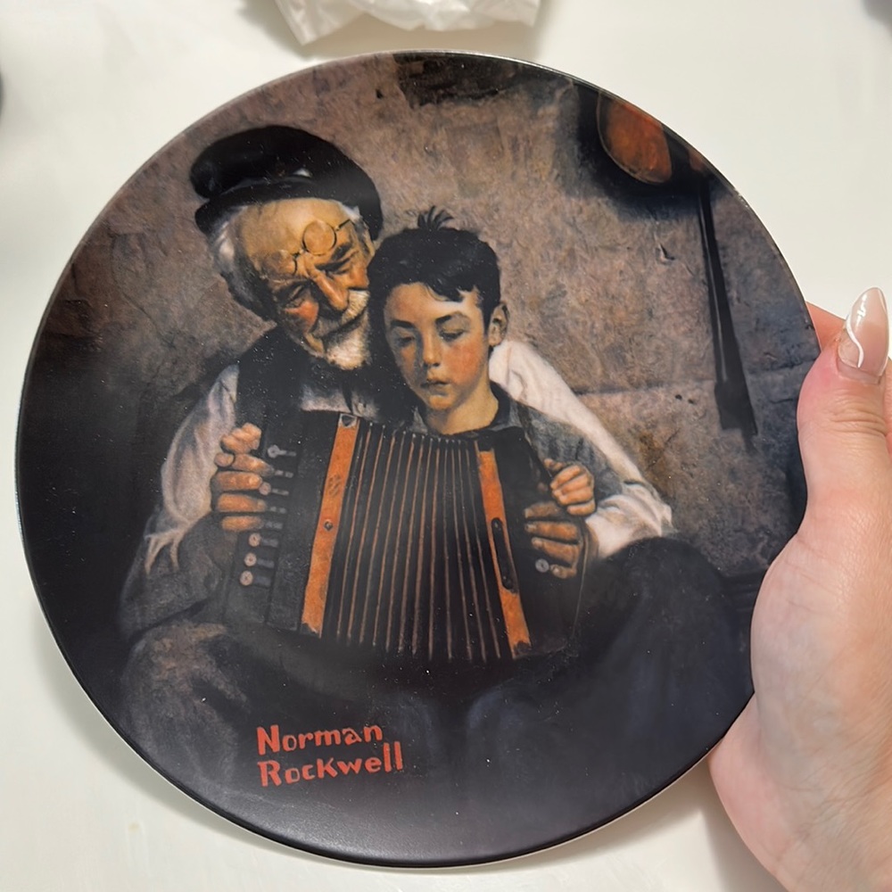 Norman Rockwell Plate "The Music Maker" 1981 Limited Edition Authentic Knowles